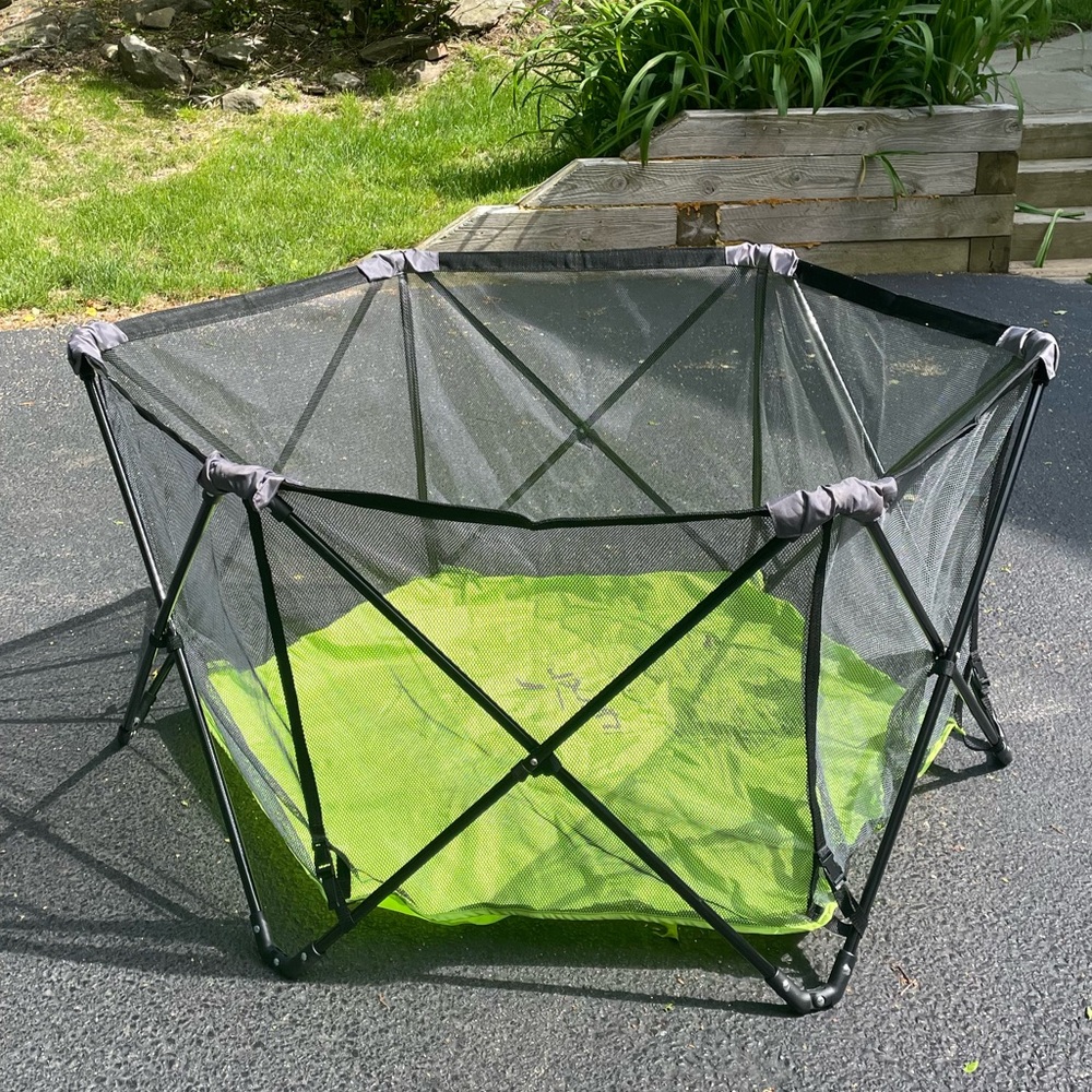 Summer infant Pop ‘N Play Portable Playard